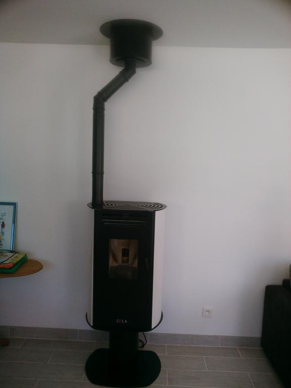 Samuel Fossey - Pole  granuls